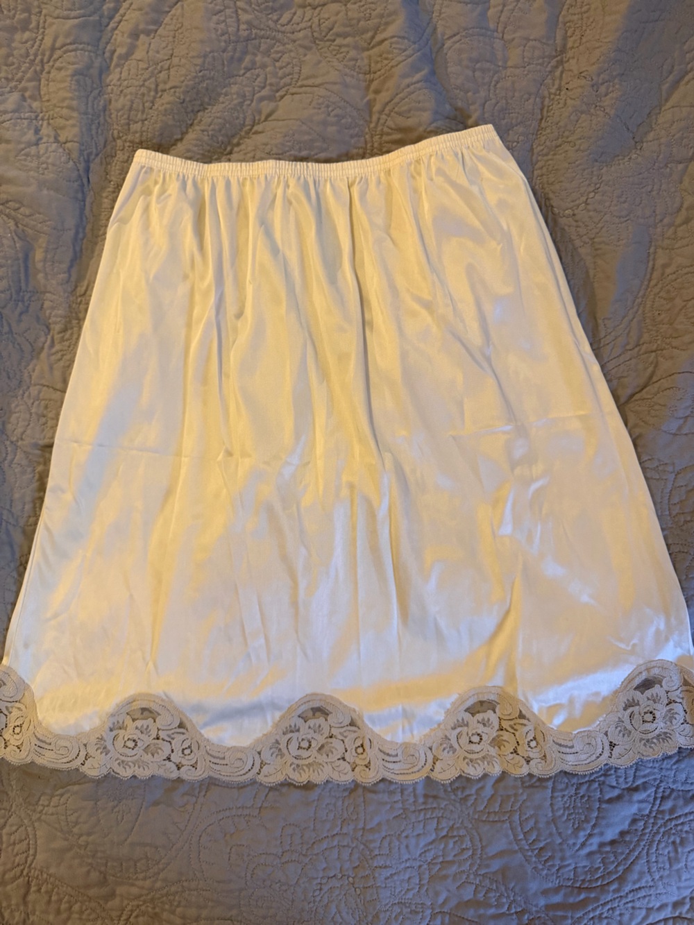 Vanity Fair bone Half Slip Skirt with darker tan Lace Trim- unique vintage